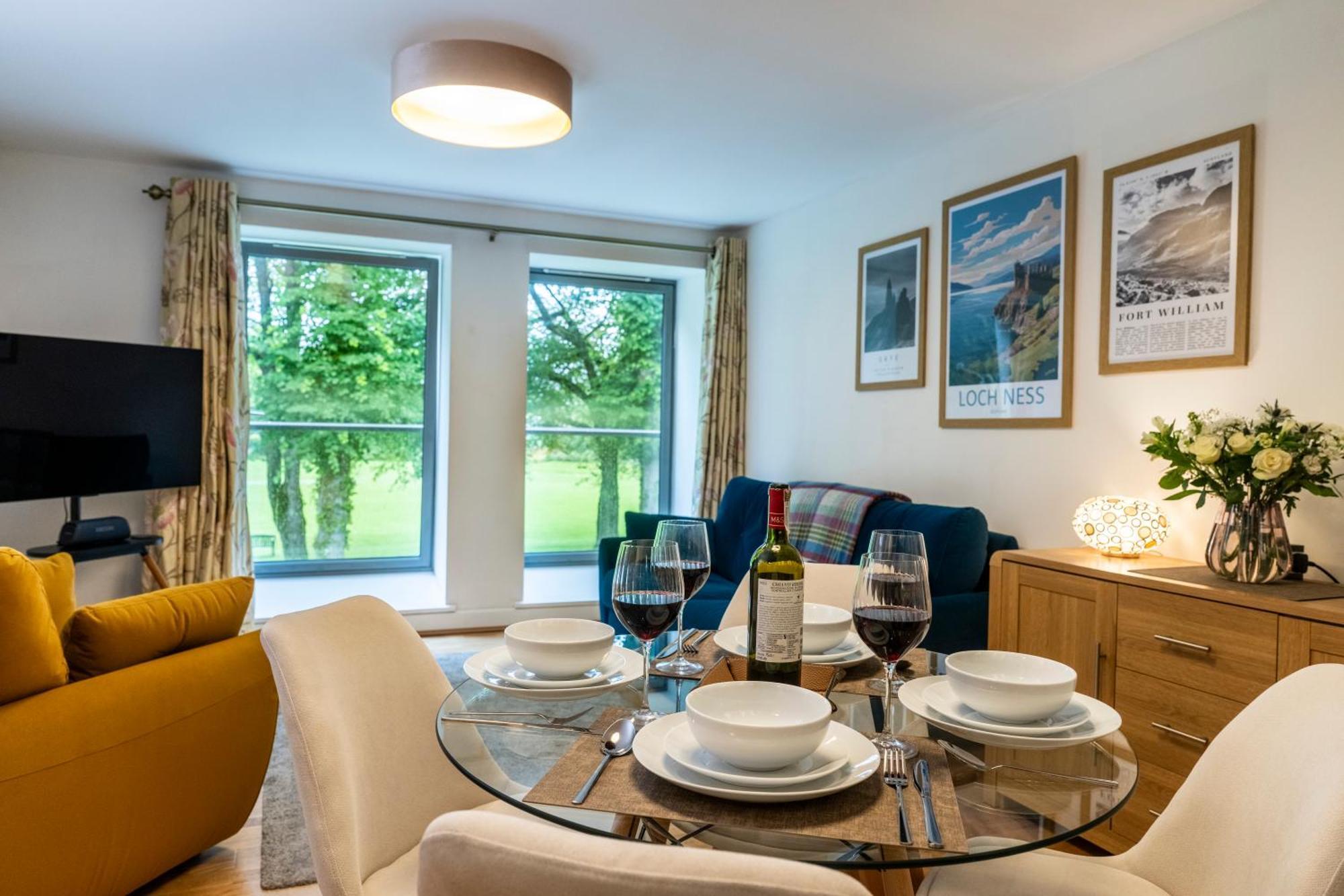 Raven Wing Apartments - Highland Club Scotland Форт Аугустус Экстерьер фото