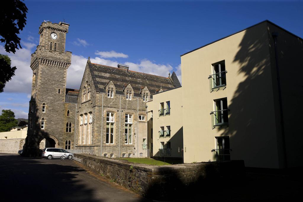 Raven Wing Apartments - Highland Club Scotland Форт Аугустус Номер фото